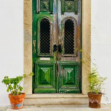 דירה 1, Old Town Charm