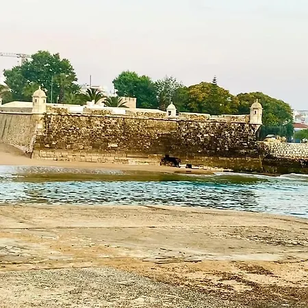 Apartment 1, Old Town Charm Lagos