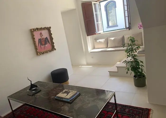 1, Old Town Charm Lägenhet